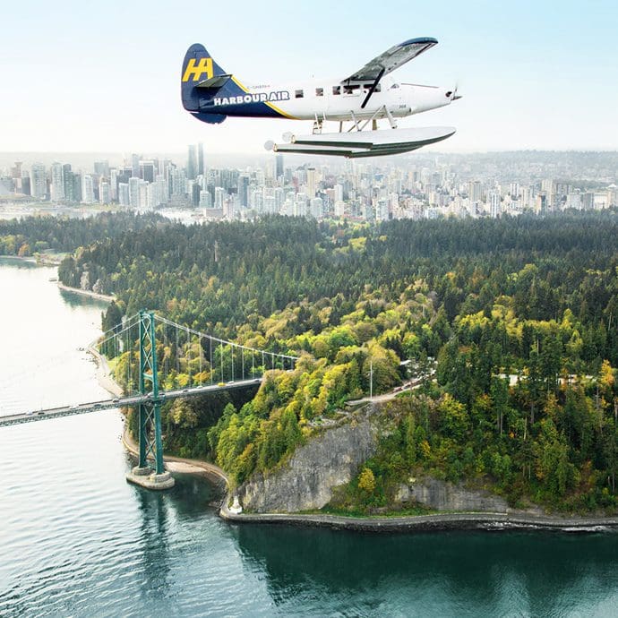 Harbour Air float plane flying over Vancouver - Destination BC