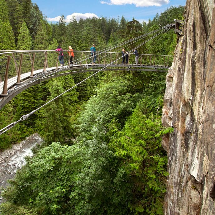 Capilano suspension bridge cliff walk - Destination BC