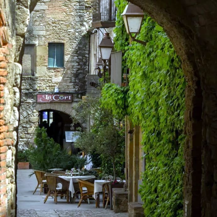 Peratallada - Costa Brava PTCBG/Arxiu Imatges Peratallada - Costa Brava PTCBG/Arxiu Imatges