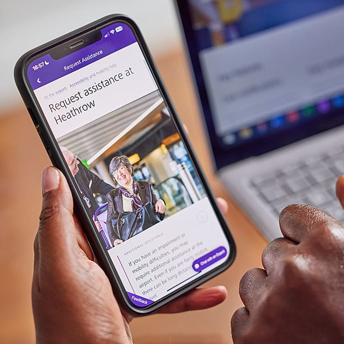 Passenger using Heathrow app - Heathrow Airport Ltd/Ben Peter Catchpole