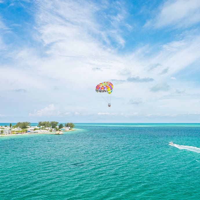 Parasailing – Bradenton Area Visitors Bureau